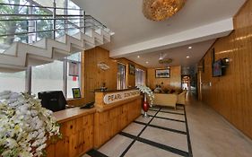 Hotel Pearl Continental